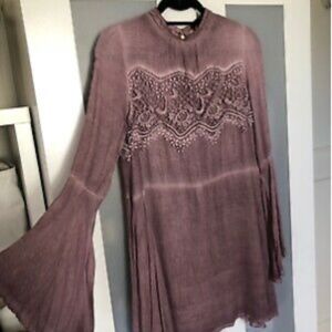 NWT, I MA BELLE Lace Bell Sleeve Tunic, Lined, Grape Size S